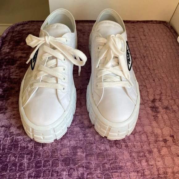 PRADA Double Wheel Re-Nylon gabardine sneakers - Picture 7 of 10